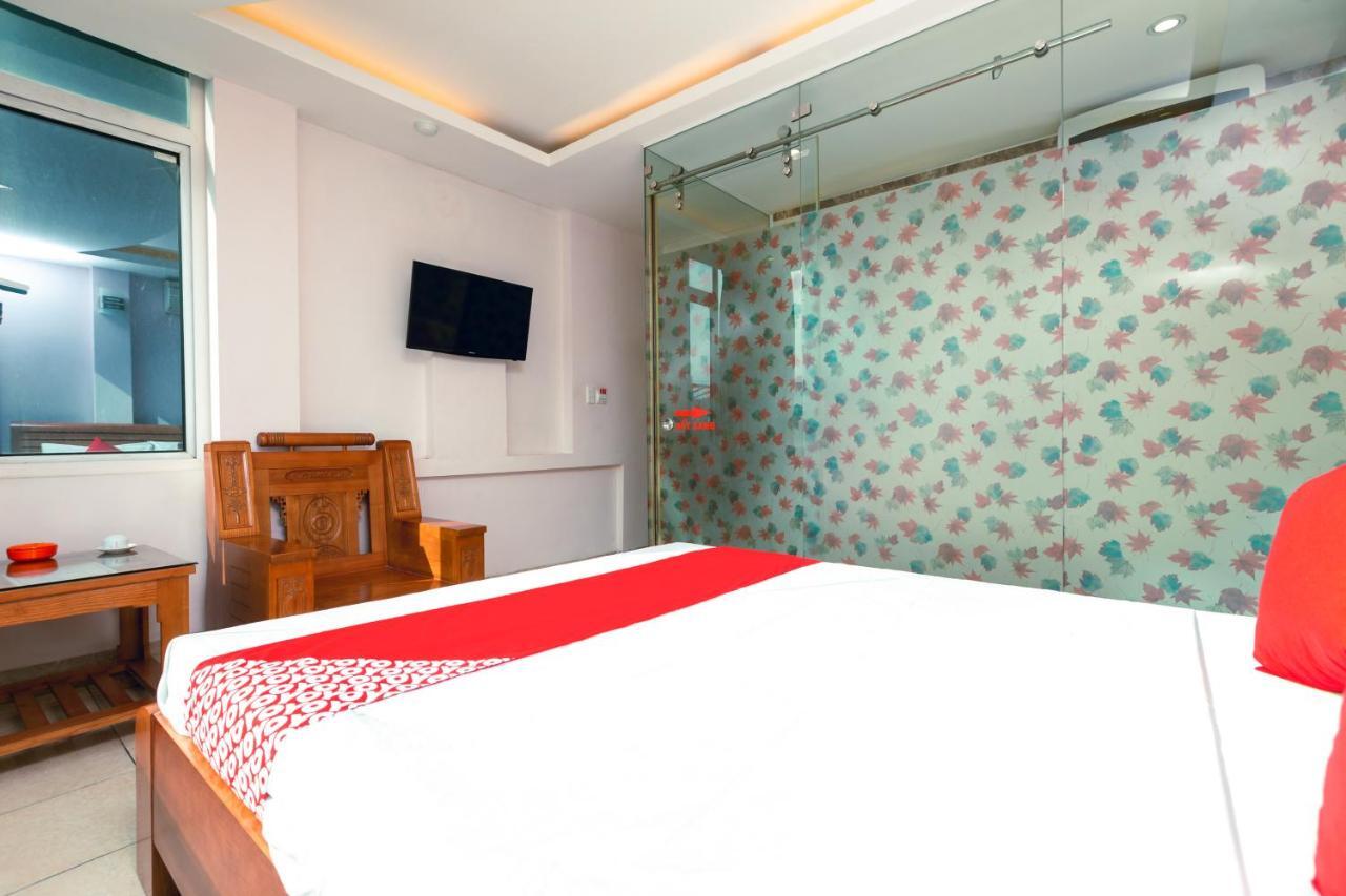 Oyo 653 Huong Thao Hotel Hanoi Buitenkant foto