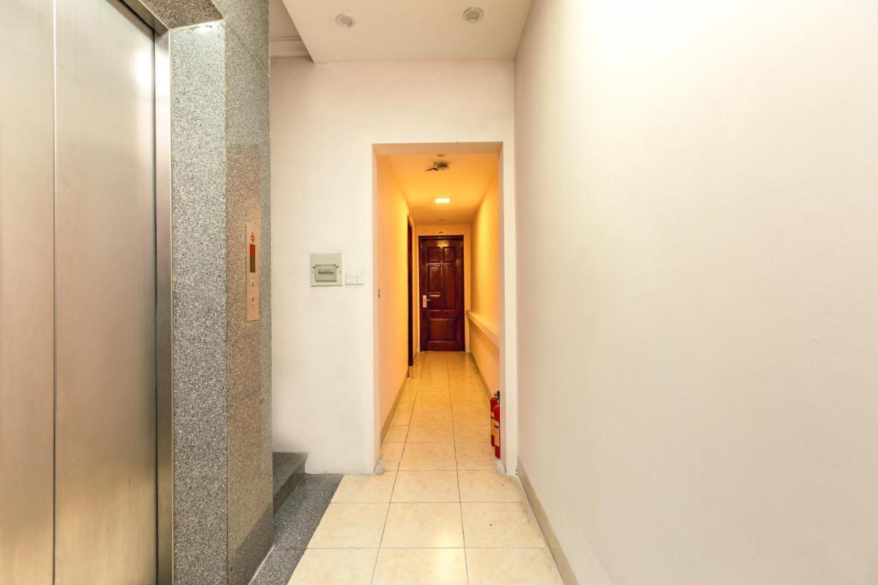 Oyo 653 Huong Thao Hotel Hanoi Buitenkant foto
